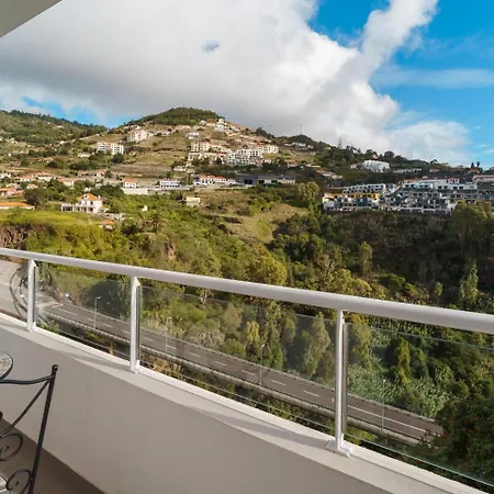 Guestready- Charming With Pool In