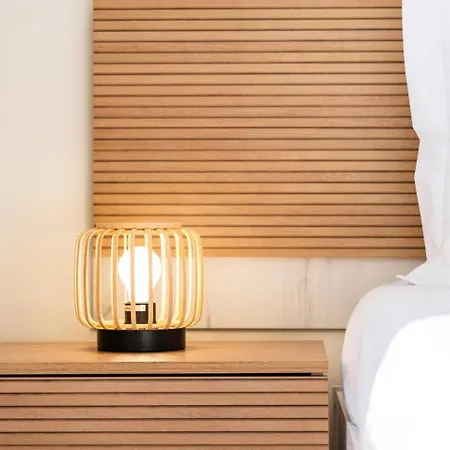 Apartmán Guestready- Charming With Pool In *