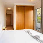 アパート Guestready- Charming With Pool In *