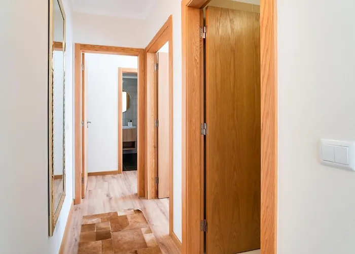 Apartman Guestready- Charming With Pool In