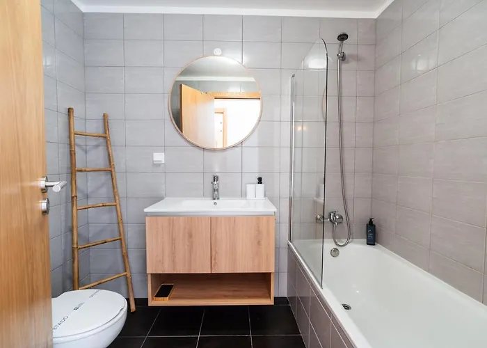 Guestready- Charming With Pool In Caniço