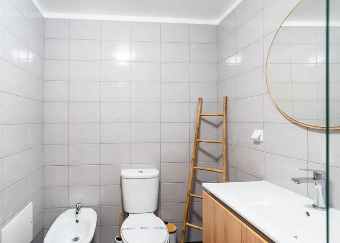 Apartman Guestready- Charming With Pool In