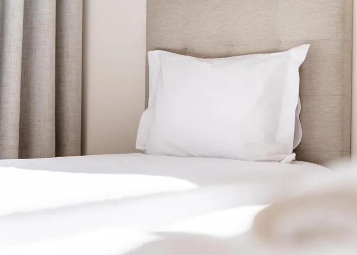 アパート Guestready- Charming With Pool In